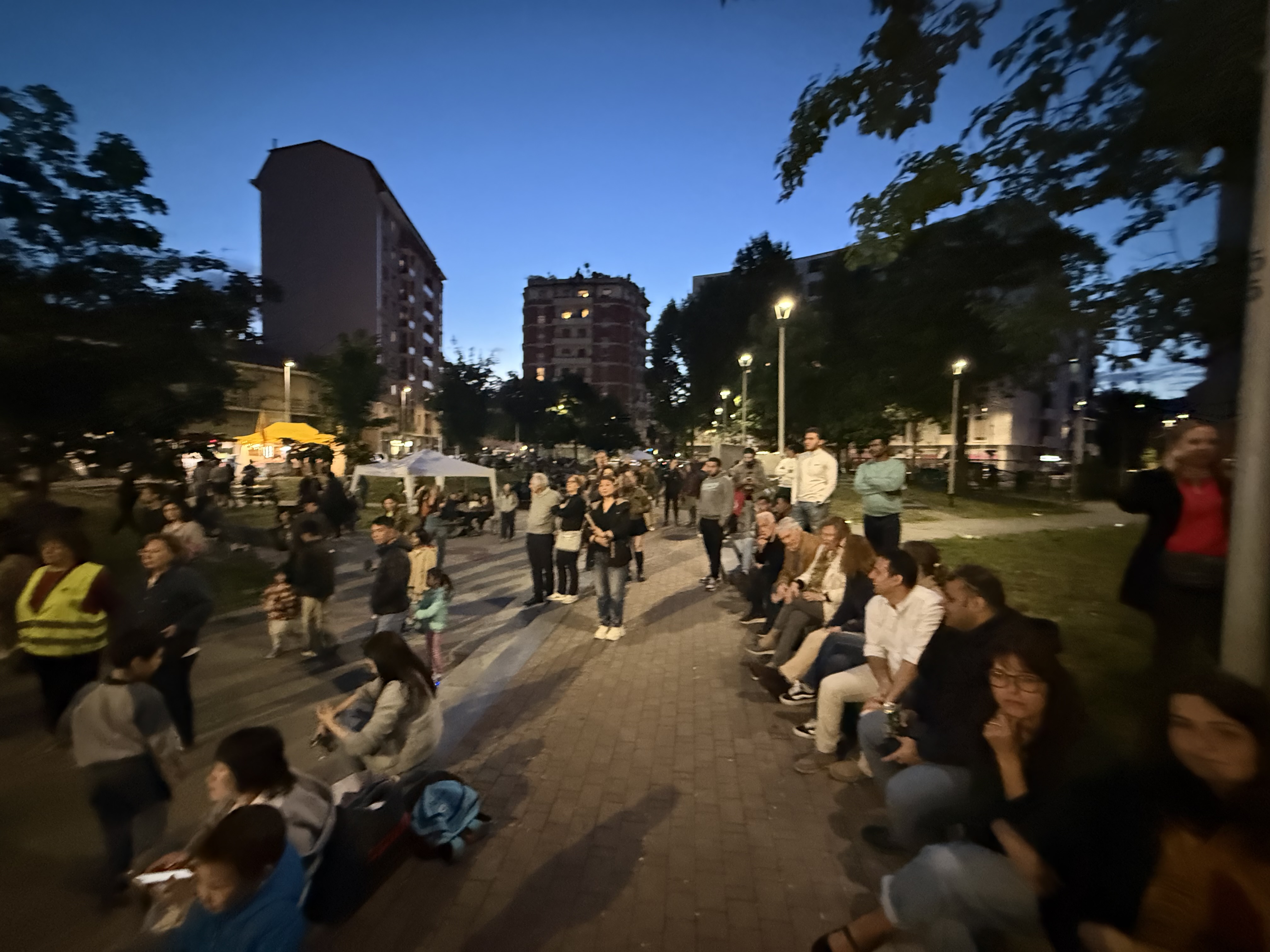 Festa con BovisAttiva in piazza Schiavone, maggio 2026